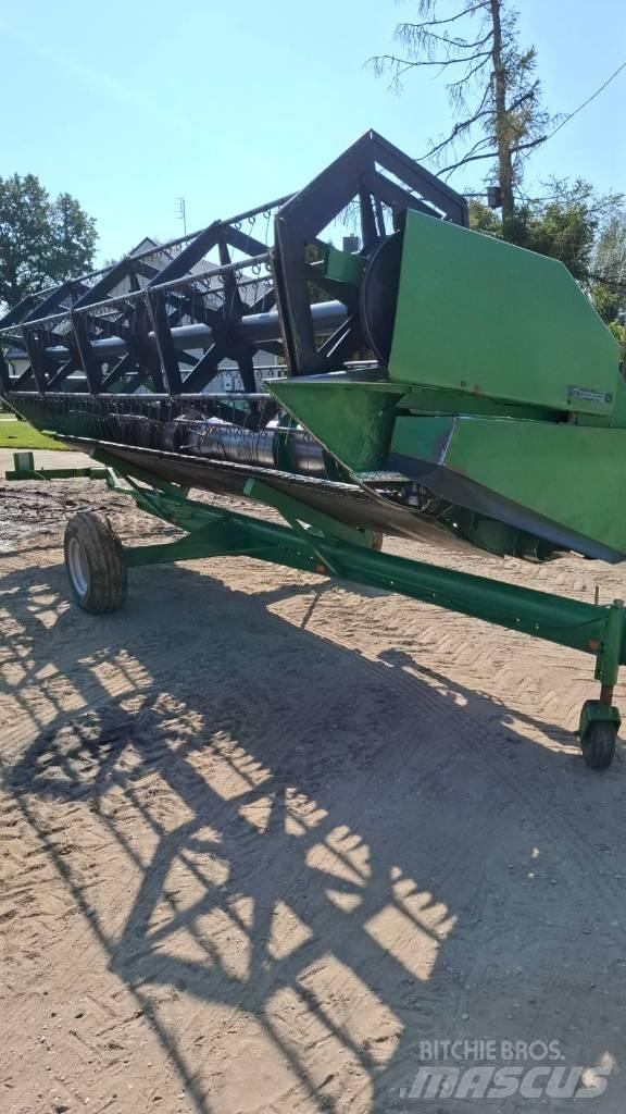 John Deere 2256 Combine harvesters