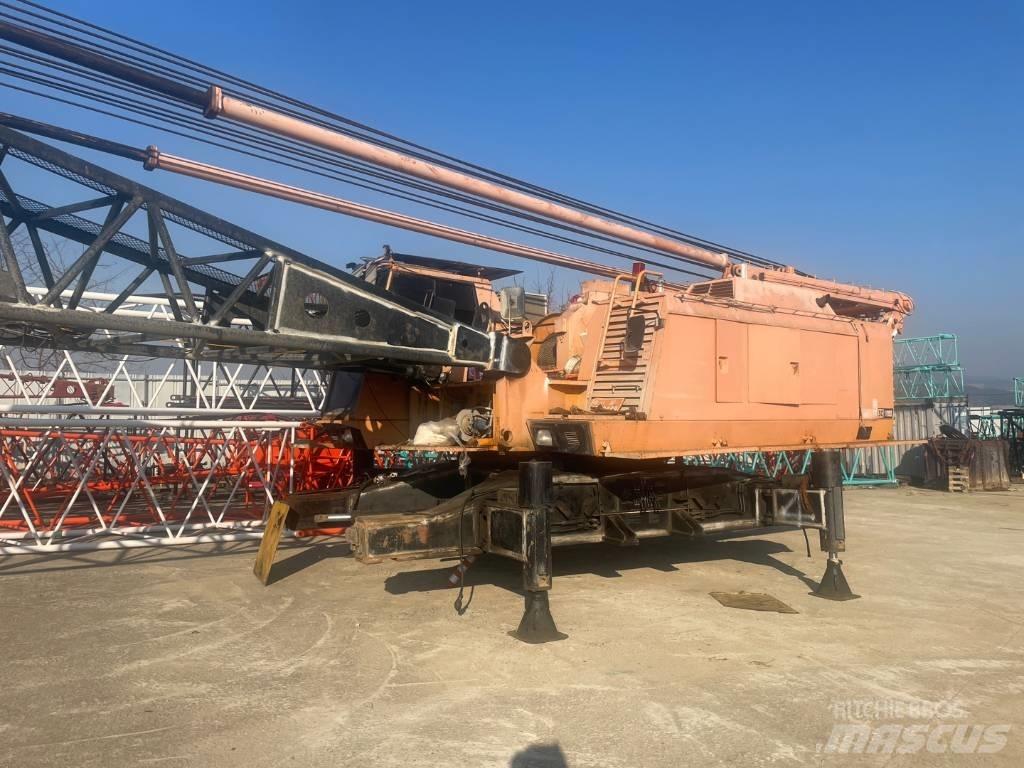 Sumitomo SC1000 Tracked cranes