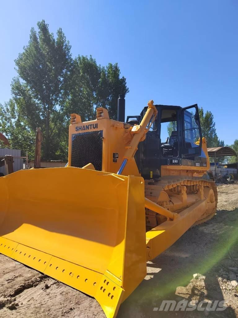 Shantui SD 32 Crawler dozers