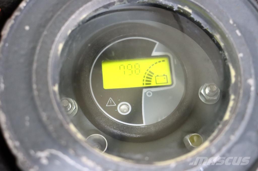 CSI SBC XT 1020 Pedestrian stacker