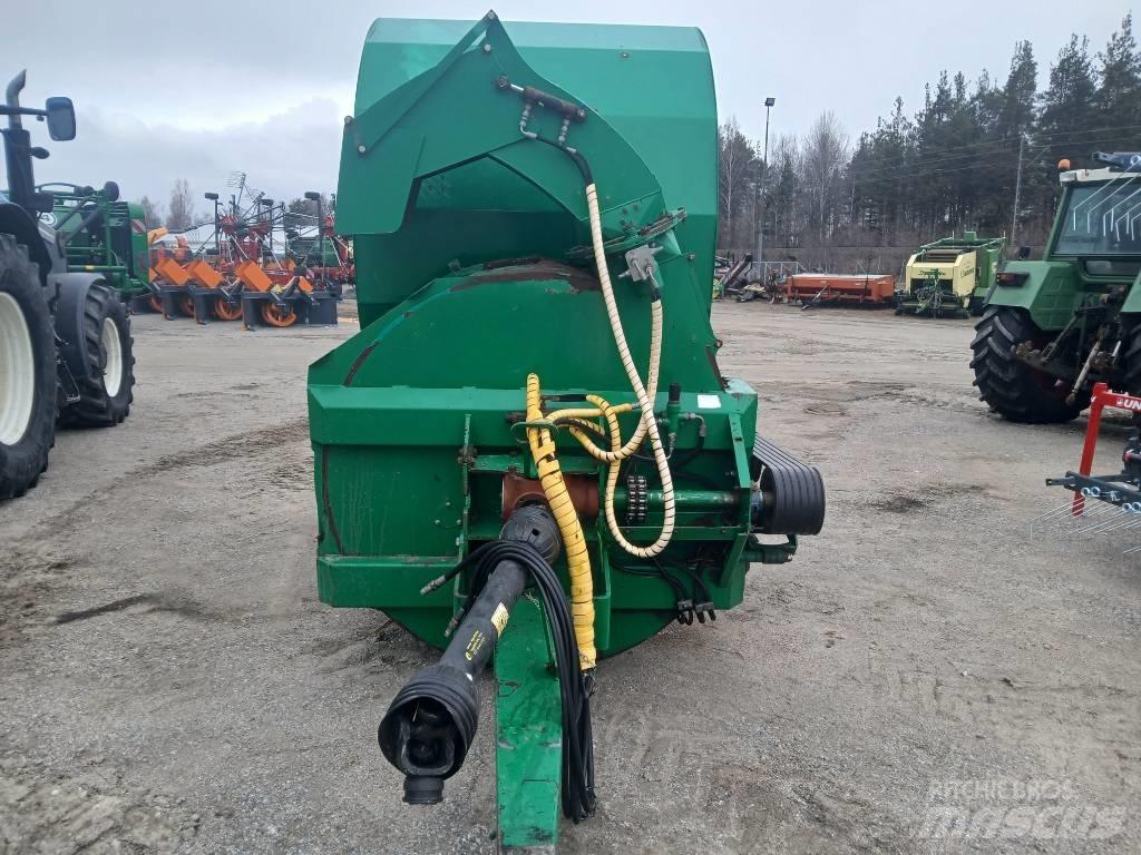 Agronic 250Ts Bale shredders, cutters and unrollers