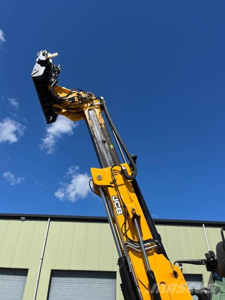 JCB TM 420 Telehandlers for agriculture