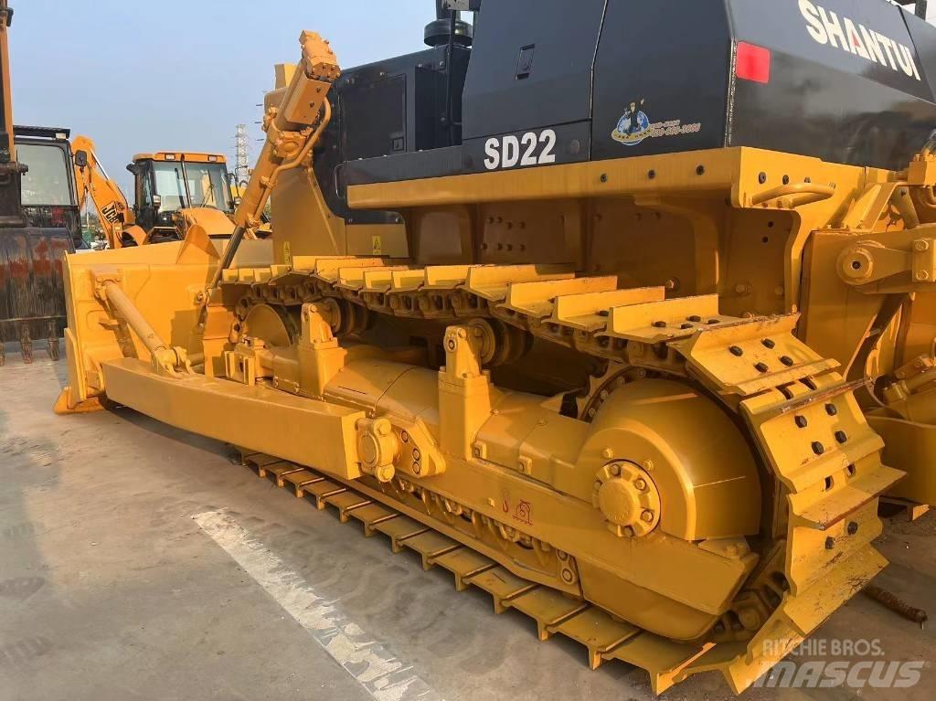 Shantui SD 22 Crawler dozers