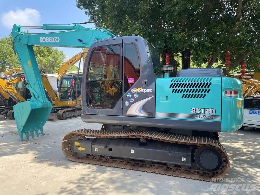 Kobelco SK130-8 Midi excavators  7t - 12t