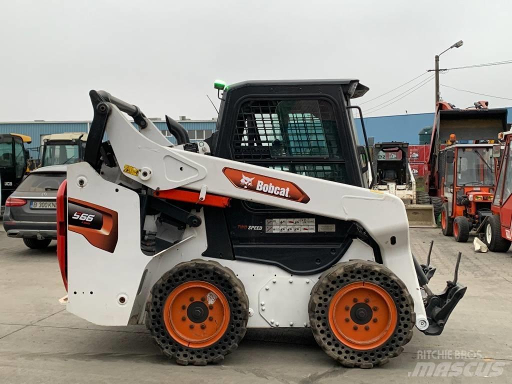 Bobcat S 66 Skid steer loaders