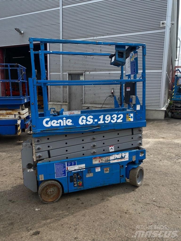 Genie GS 1932 Scissor lifts