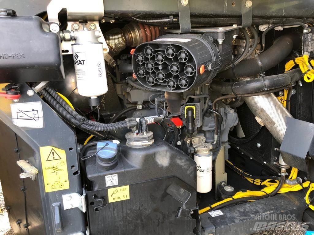 Bomag BW 174 AP-4v Twin drum rollers