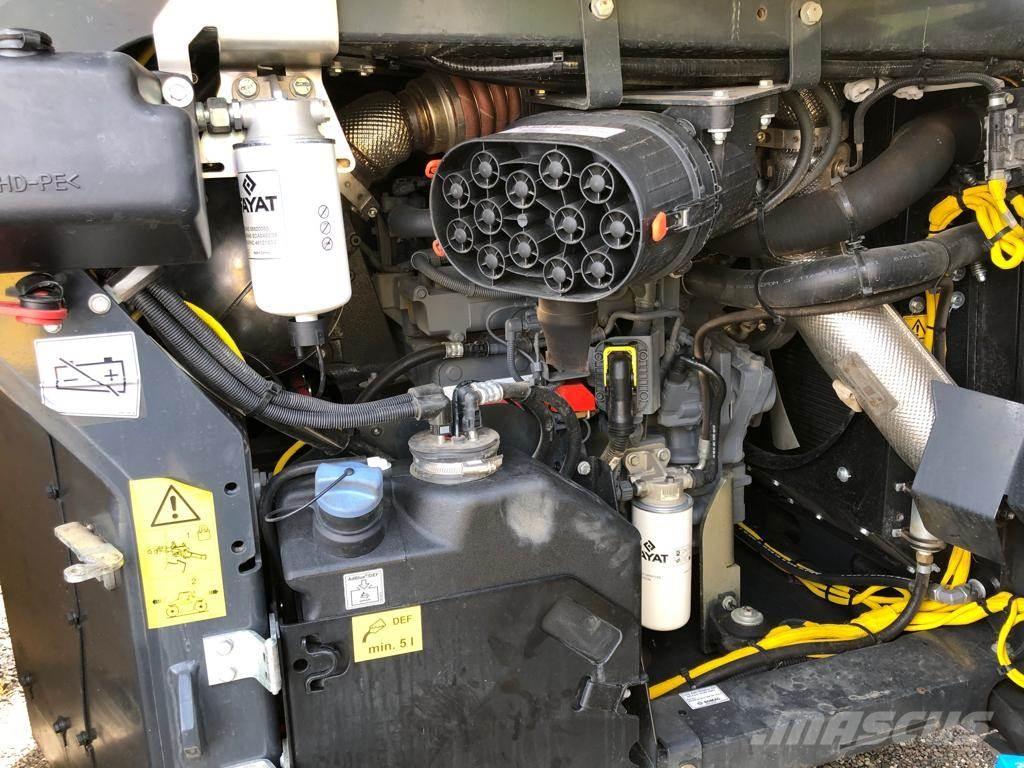 Bomag BW 174 AP-4v Twin drum rollers