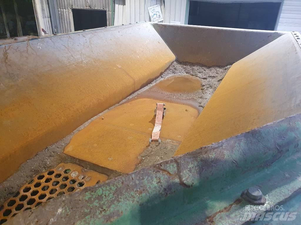 EvoQuip COBRA 230R Mobile crushers