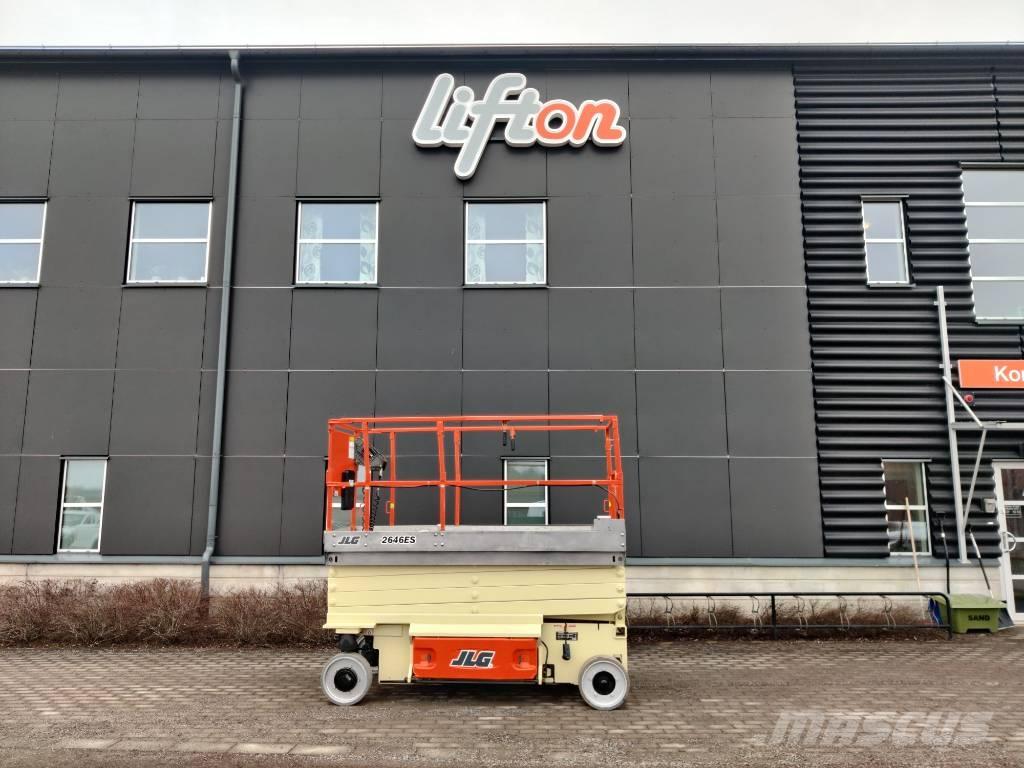 JLG 2646 ES Vertical mast lifts