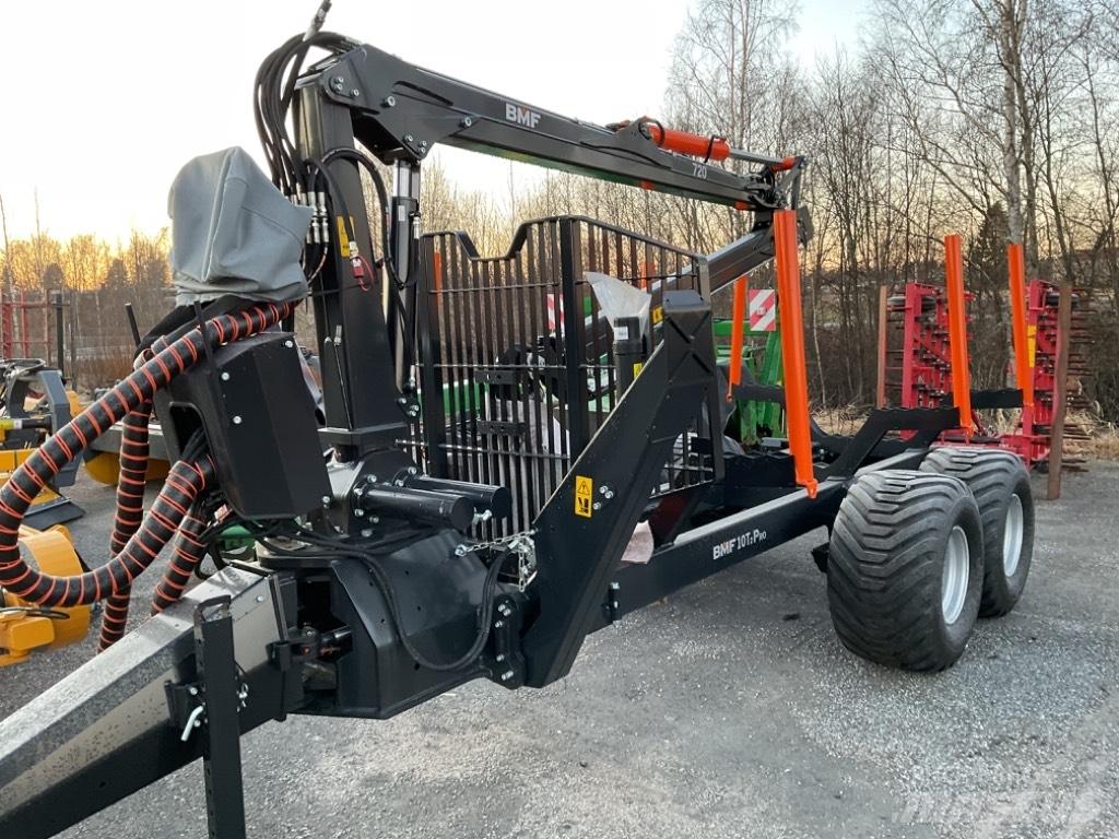 BMF 720 Cranes and loaders