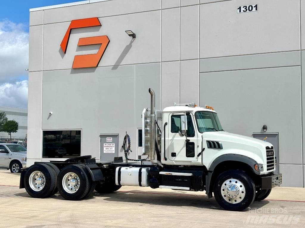Mack Granite Tractor Units