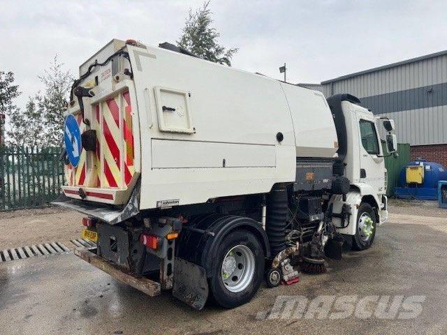 DAF LF 220 Sweeper trucks