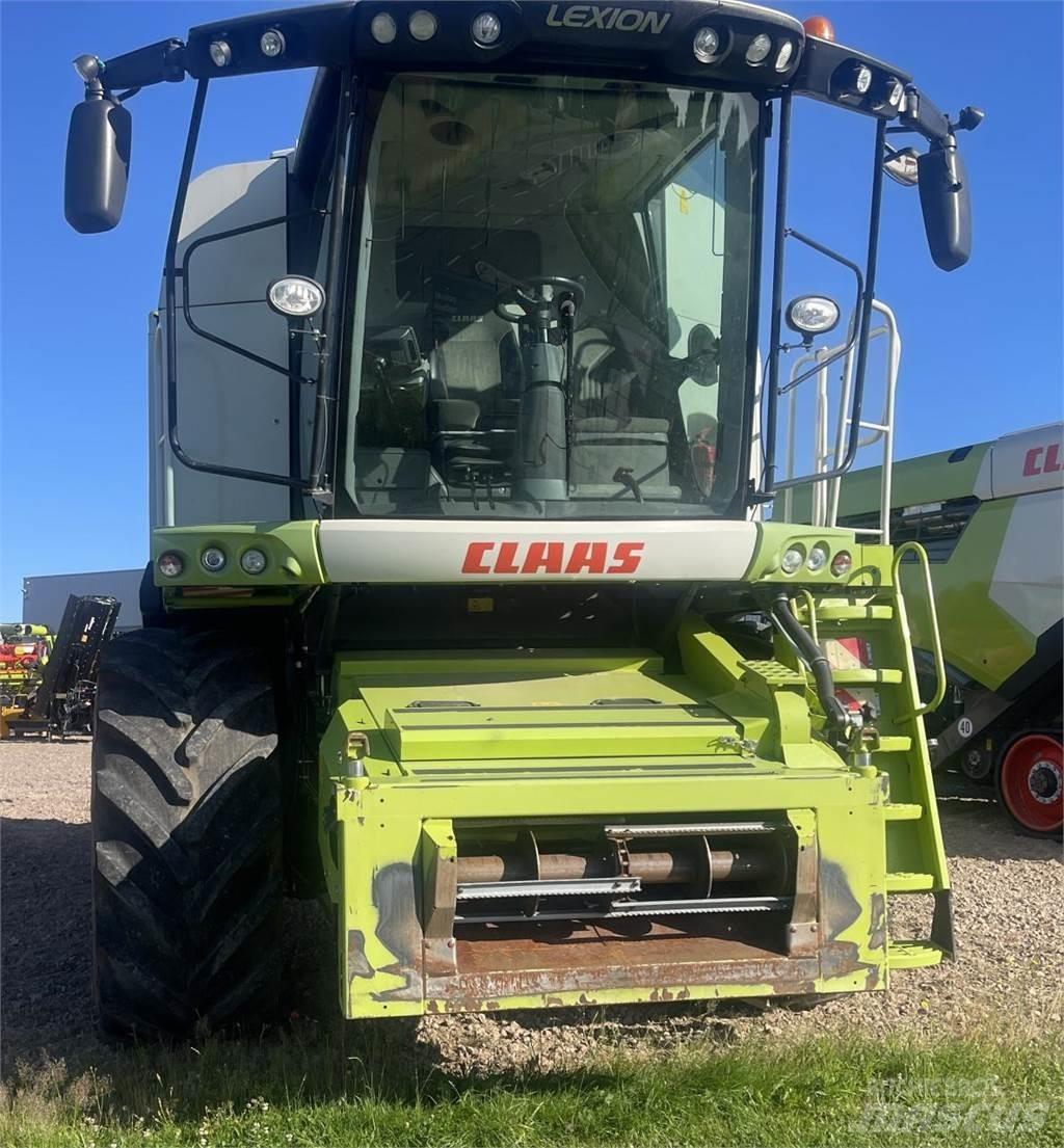 CLAAS Lexion 750 Combine harvesters