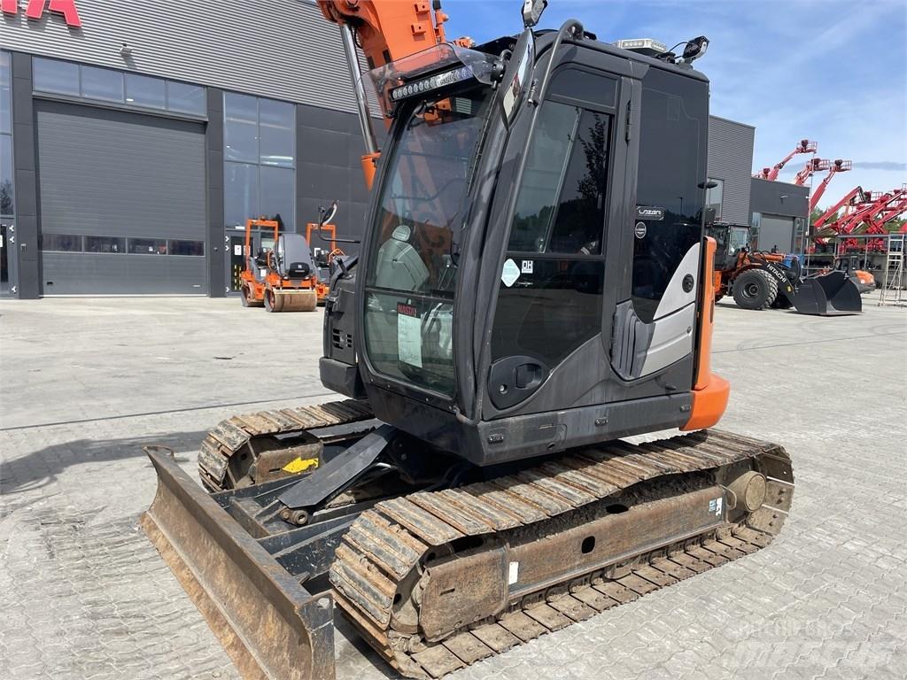 Hitachi ZX85US-5A Midi excavators  7t - 12t