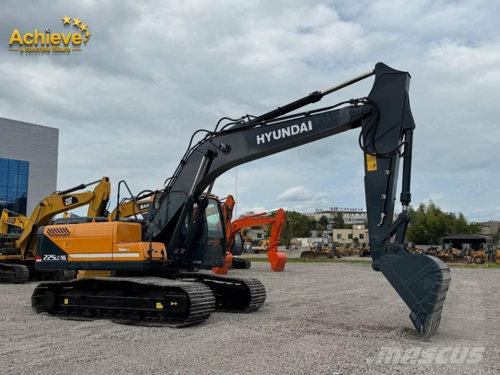 Hyundai 225LC-9S Crawler excavators