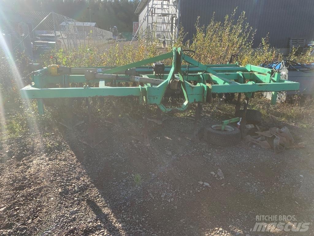 Kvik-up 4000 Cultivators