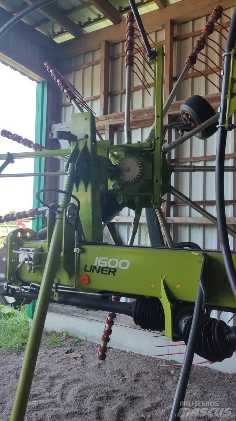 CLAAS Liner 1600 Swathers
