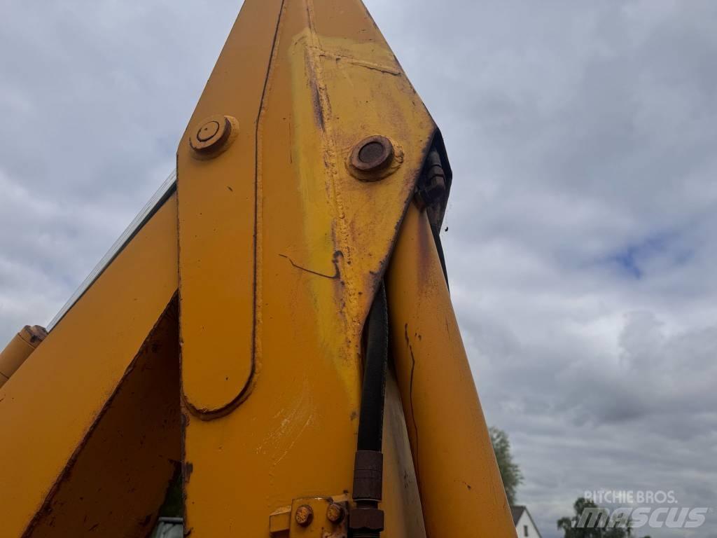 Komatsu WB 97 R-5EO Backhoe loaders