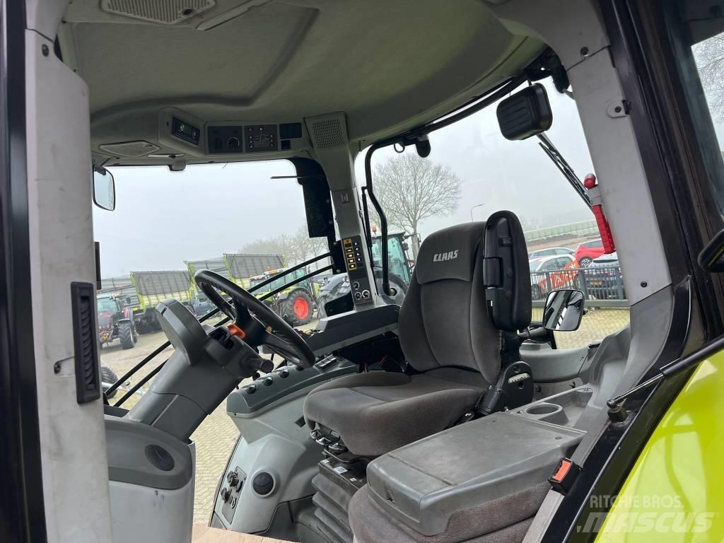 CLAAS Axion 800 Cis Tractors