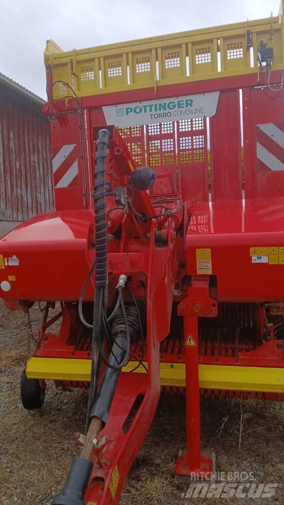 Pöttinger Torro 6010 Self loading trailers