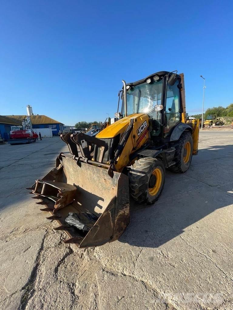 JCB 3CX Contractor Backhoe loaders