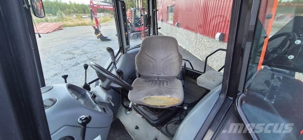 Valtra A 75 Tractors