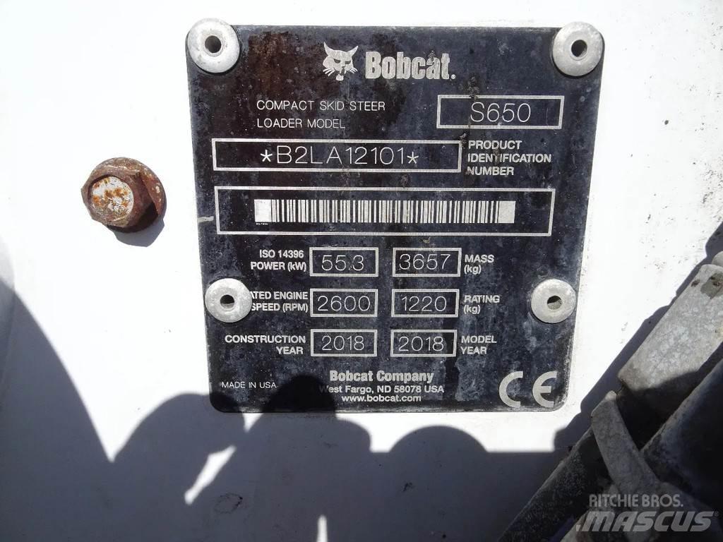 Bobcat S650 Skid steer loaders
