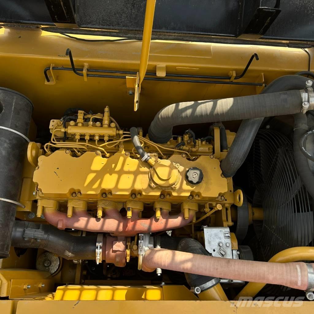 CAT 320 D Crawler excavators