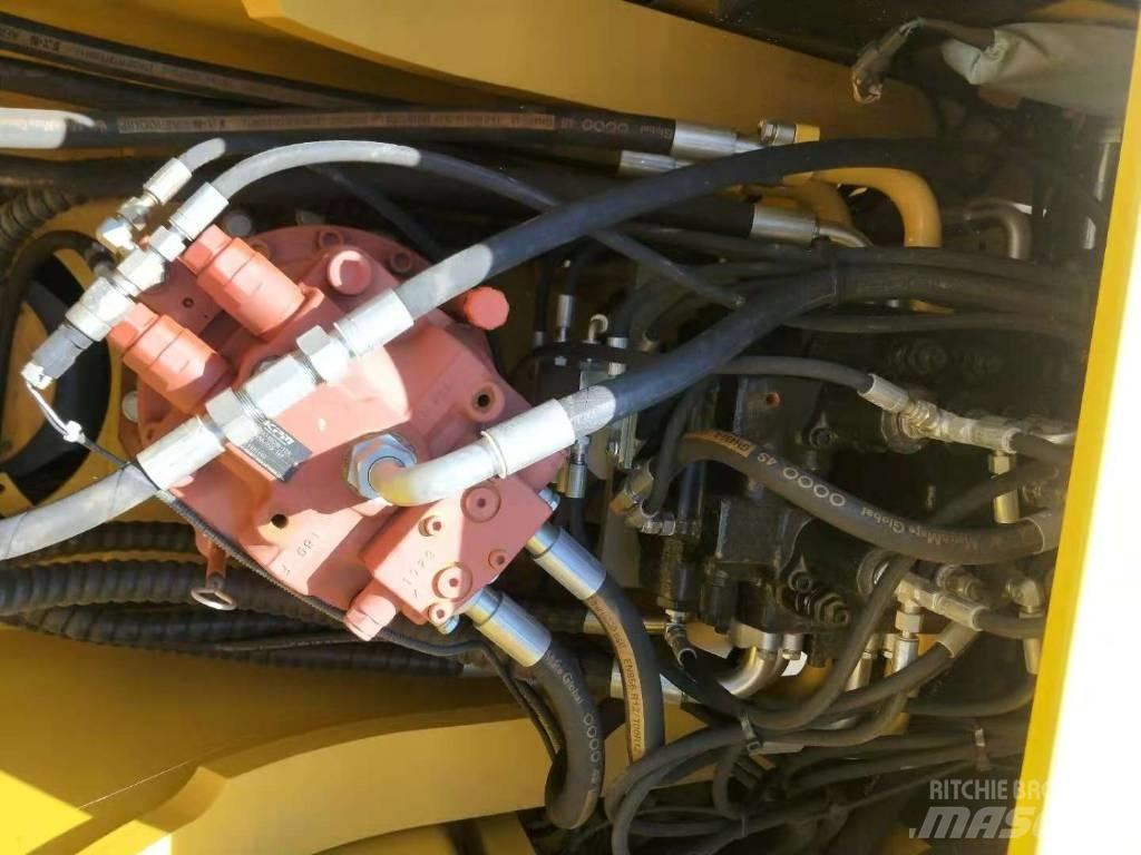 New Power NE225 Midi excavators  7t - 12t