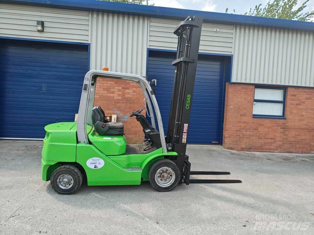 Cesab M 325 Diesel trucks