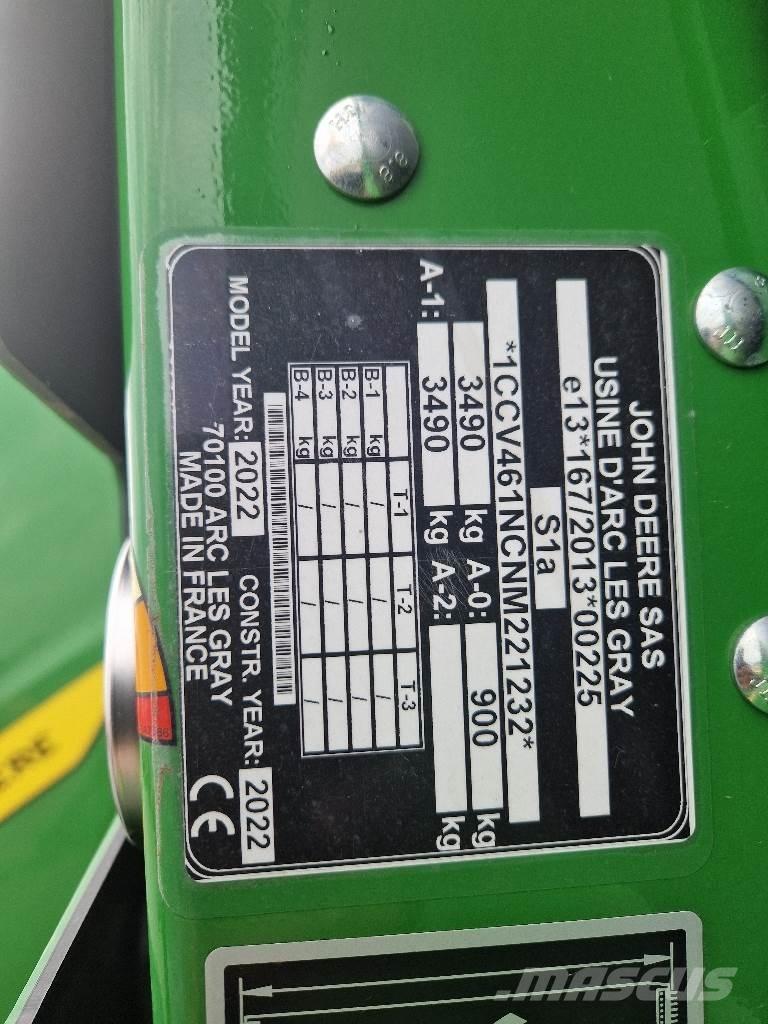 John Deere V461M Round balers
