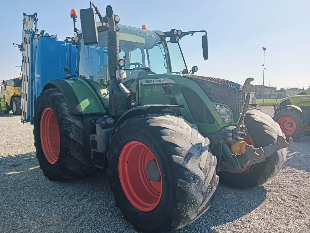 Fendt 724 Profi Plus Tractors