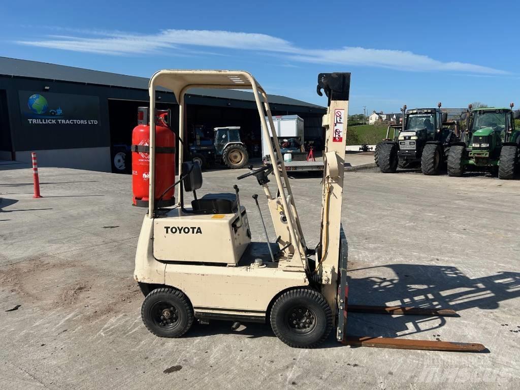 Toyota FG 7 LPG trucks