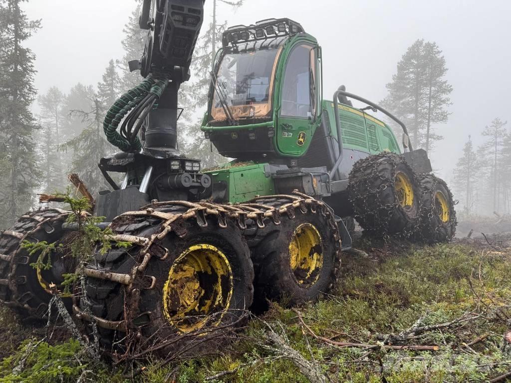 John Deere 1270 G Harvesters