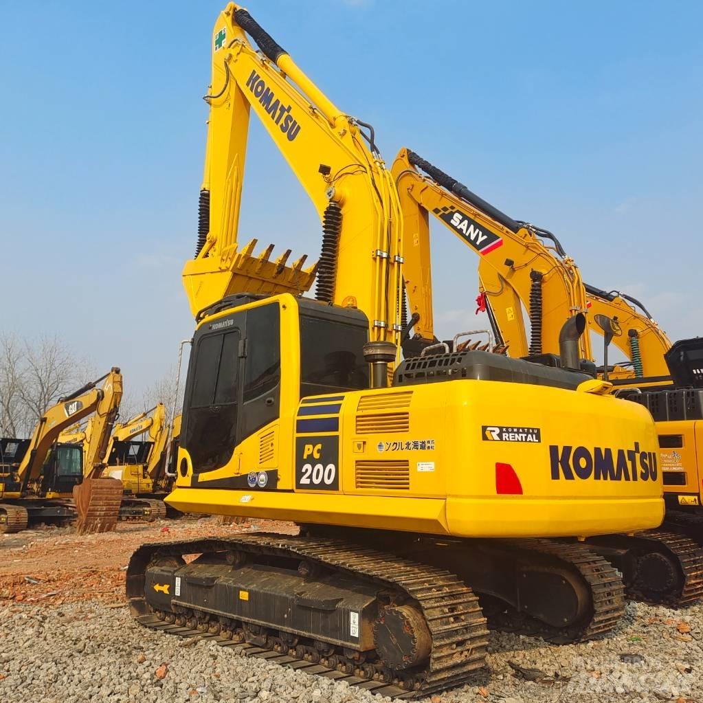 Komatsu PC 200-8 Crawler excavators