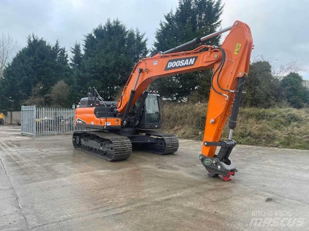 Doosan Dx300LC-7 Crawler excavators