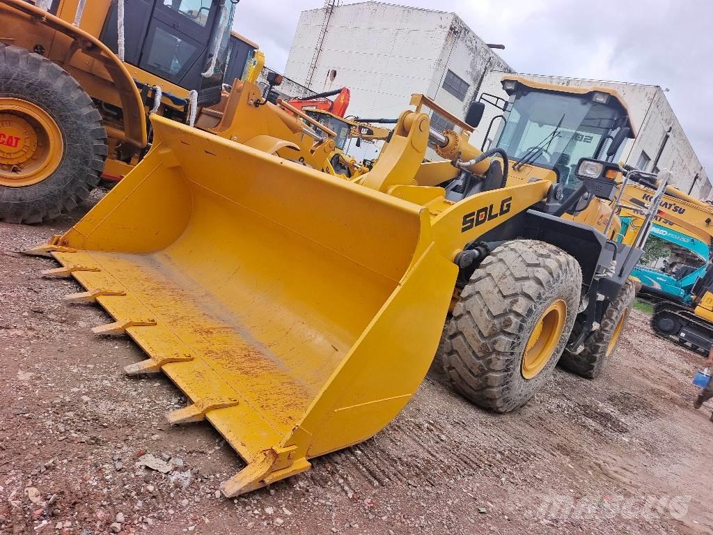 SDLG L956F Wheel loaders