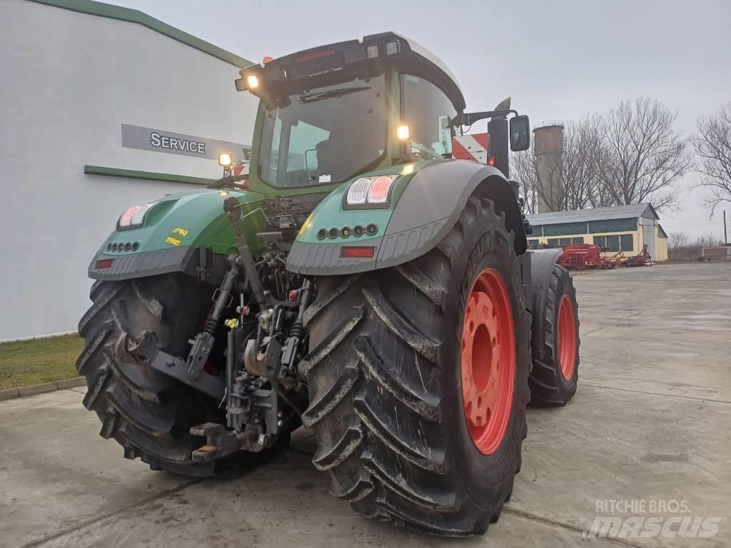 Fendt 1050 Tractors