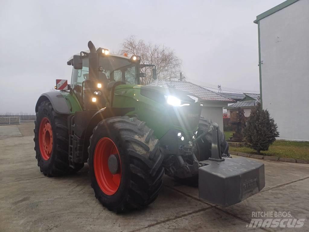 Fendt 1050 Tractors