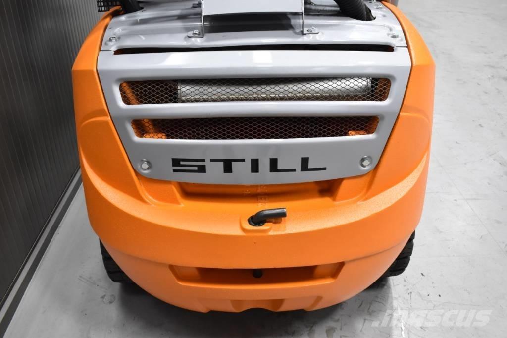 Still RX 70-30 Diesel trucks