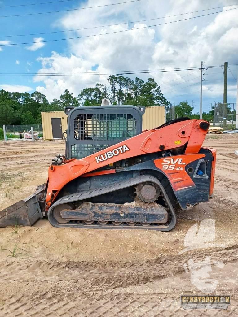Kubota SVL 95-2 S Skid steer loaders