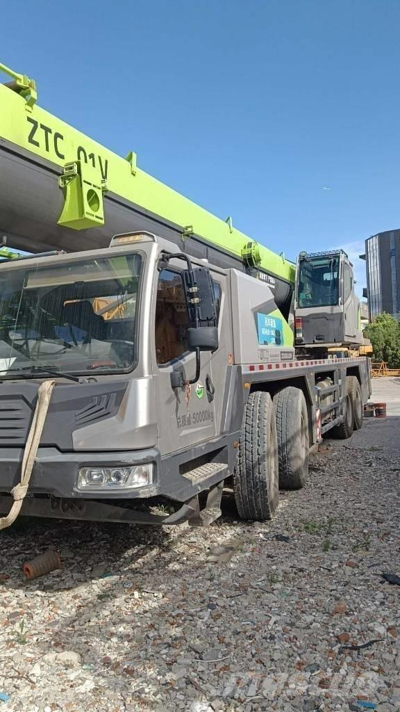 Zoomlion ZTC800 All terrain cranes