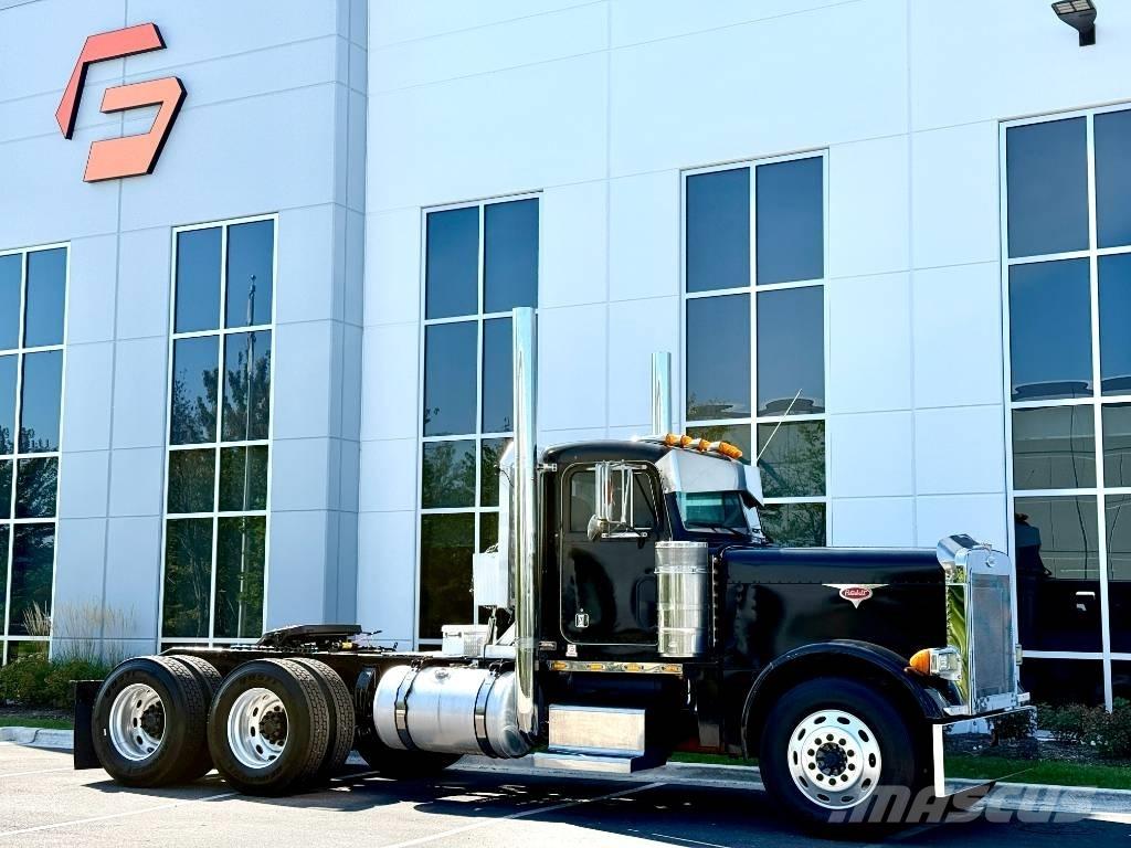Peterbilt 379 Tractor Units