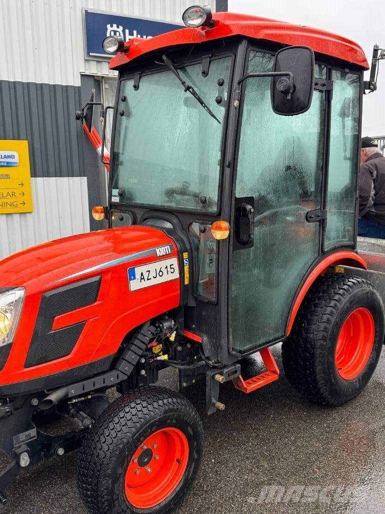 Kioti CK 2810 HST Compact tractors