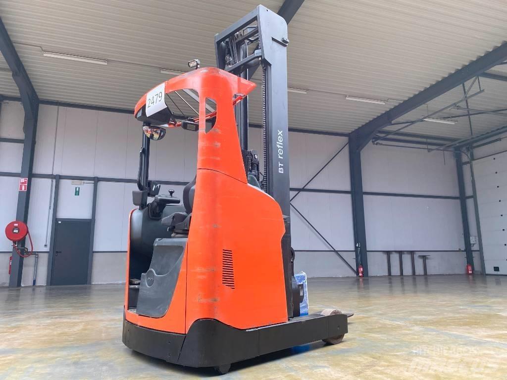 Toyota RRE140H Reach trucks