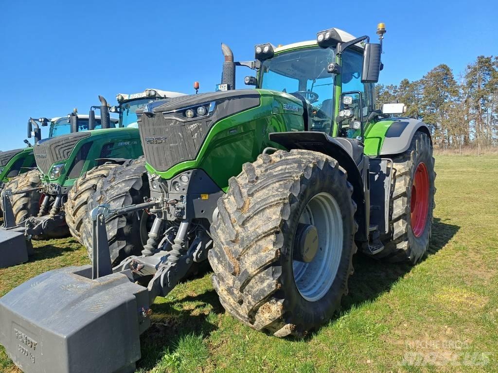 Fendt 1050 Vario Tractors