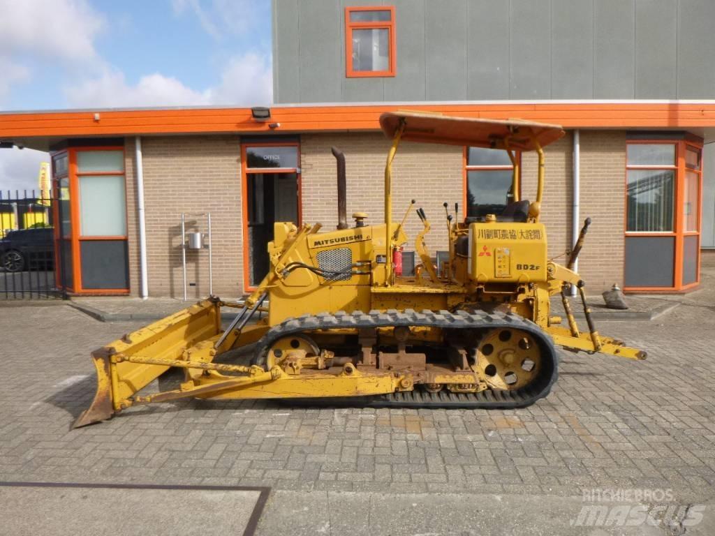 Mitsubishi BD2 F Crawler dozers