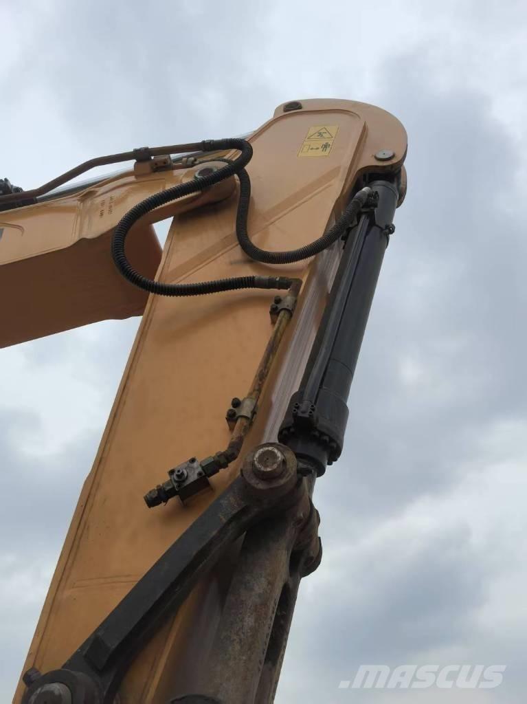 Hyundai 485LVS Crawler excavators
