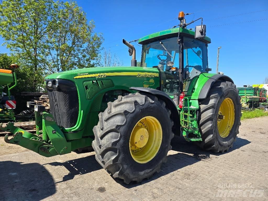 John Deere 8320 Tractors